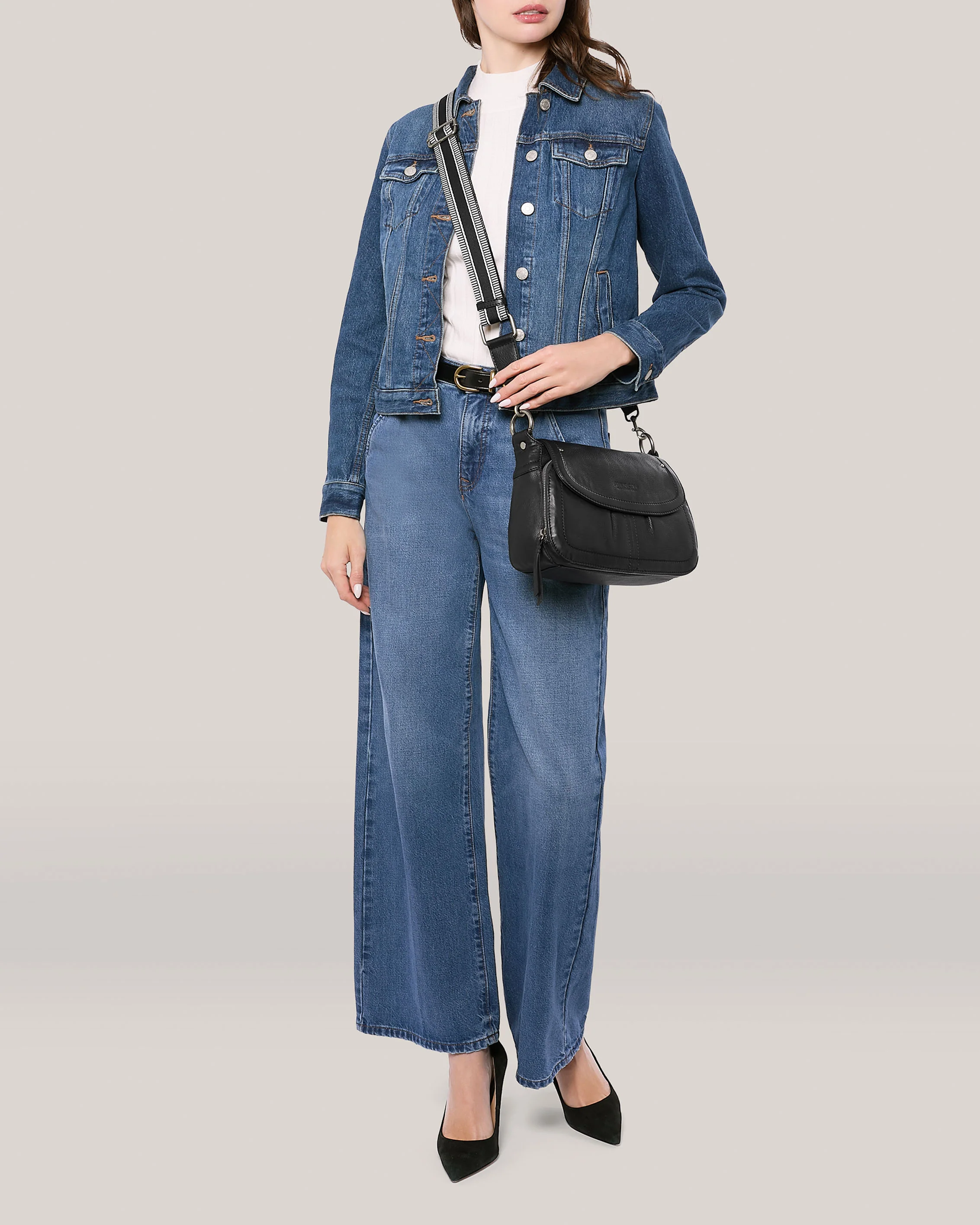 Marino Crossbody With 2 Straps - Image 11
