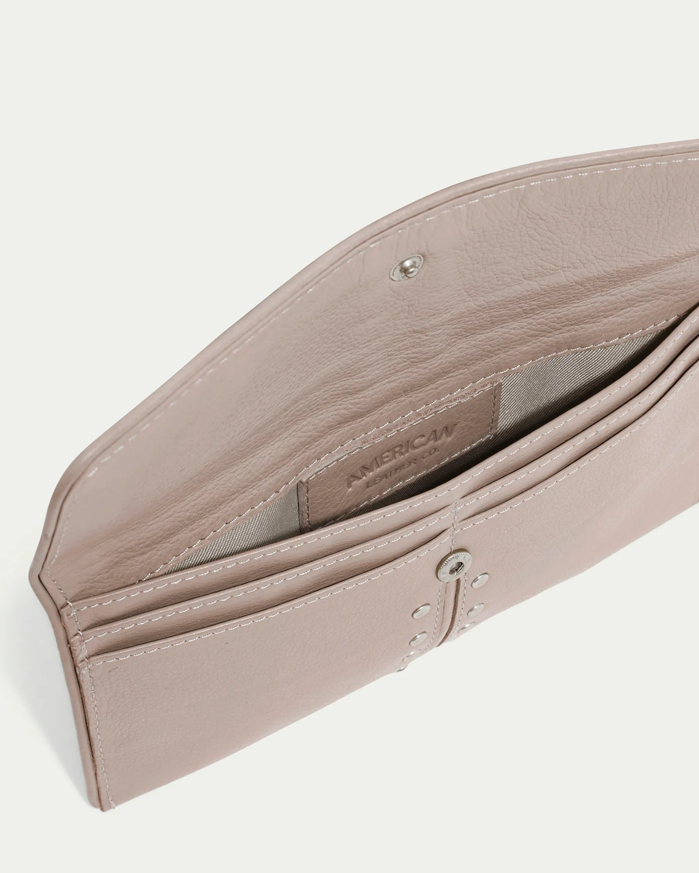 Mittie Bifold Wallet - Image 17