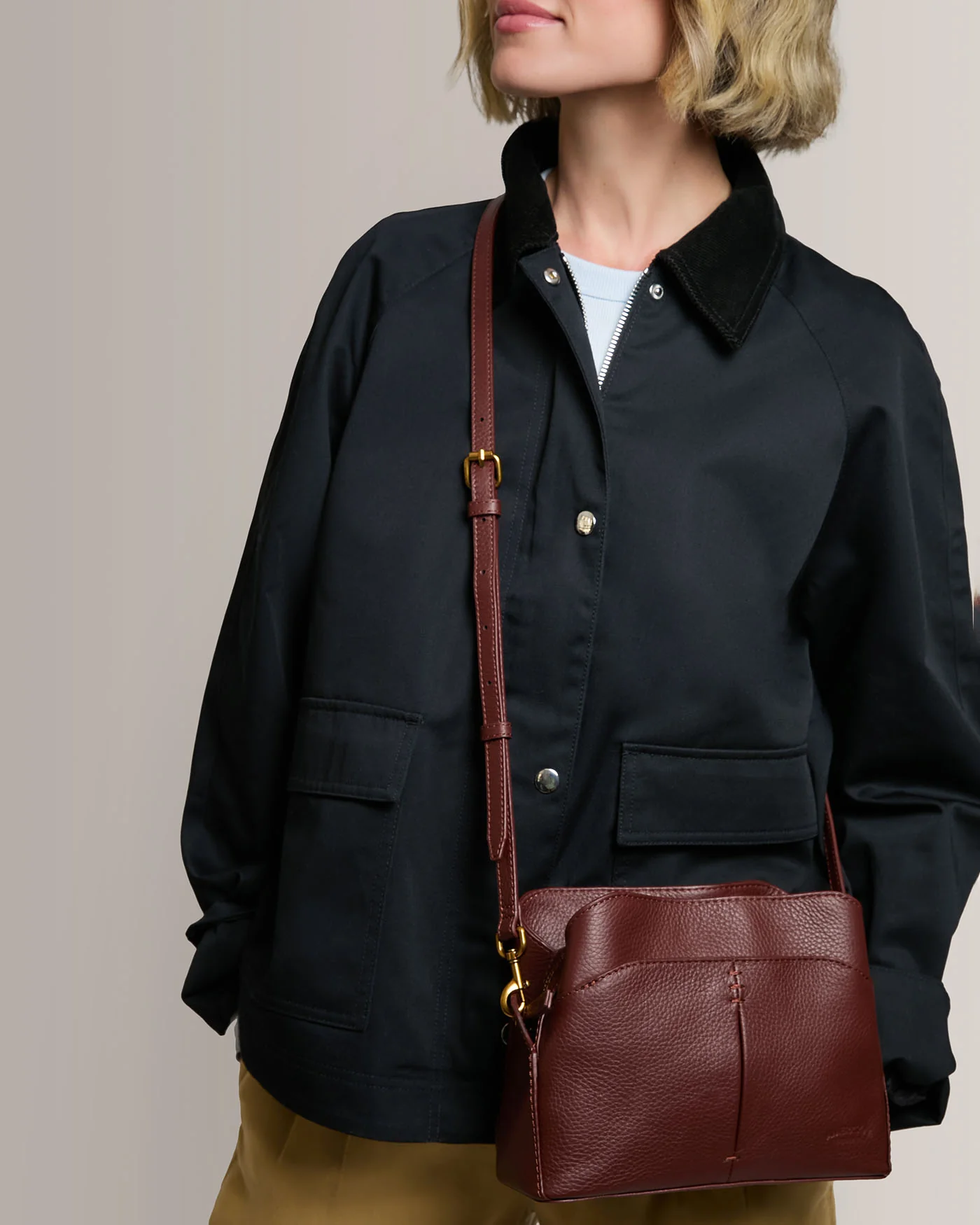 Tulip Large Triple Entry Crossbody - Image 4